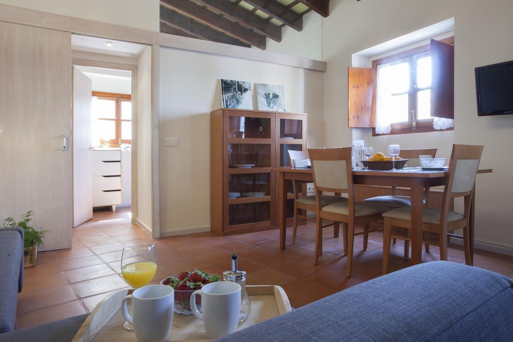 Calabazas Apartments Valencia Room photo