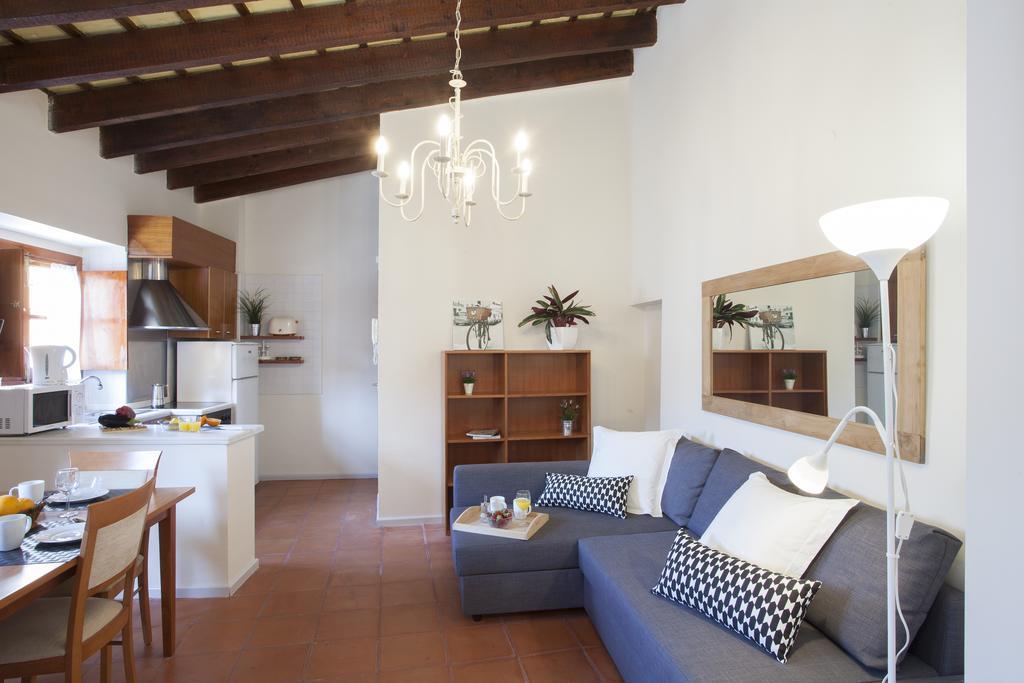 Calabazas Apartments Valencia Room photo