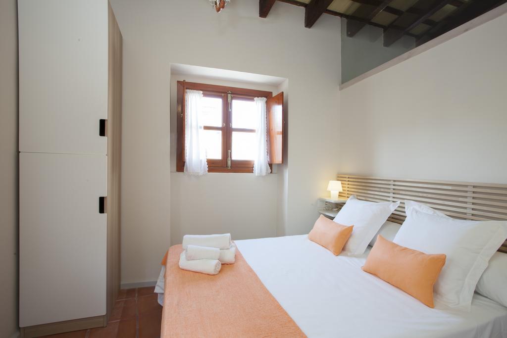 Calabazas Apartments Valencia Room photo