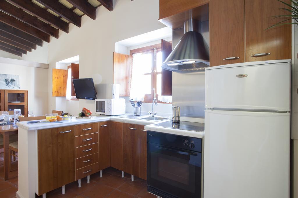 Calabazas Apartments Valencia Room photo